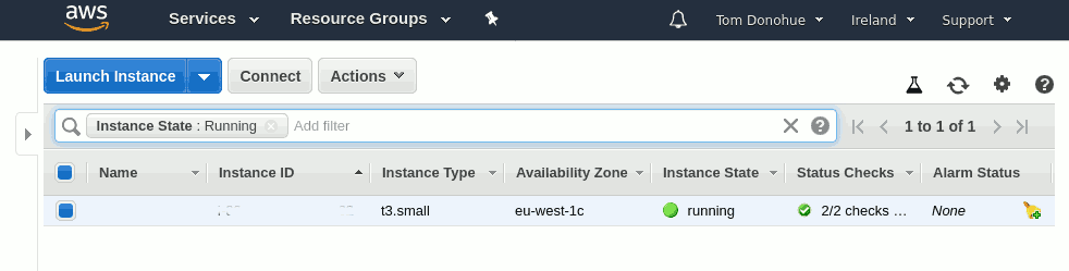 Screenshot of EC2 console showing 1 running instance